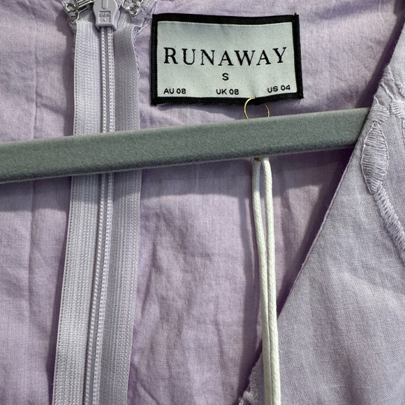 Runaway The Label Mini Linen Dress New with Tags - Picture 6 of 6